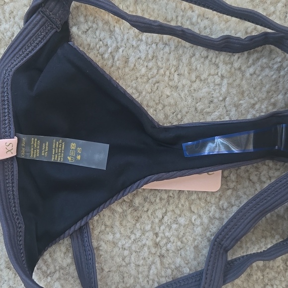 NWT Chloe Rose Revolve Birds Of Paradise Stone Gray Bikini Set XS - Picture 4 of 6